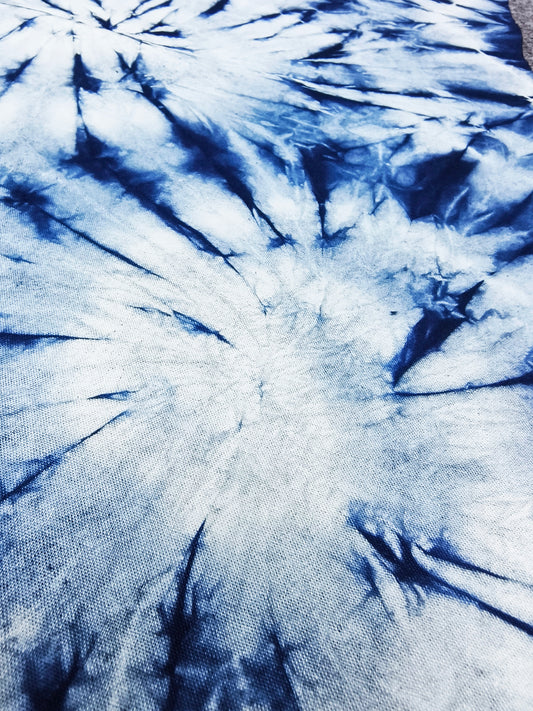 BA-22: Handmade Batik "All the Way Blossoms" Table Runner