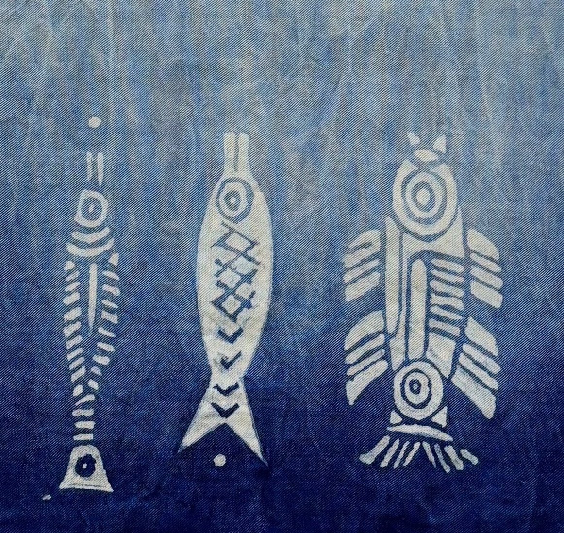Handmade Han Dynasty Fish Batik Wall Hanging, Indigo Macramé Tapestry, Boho Wall Décor, Chinese Lucky Fish Art