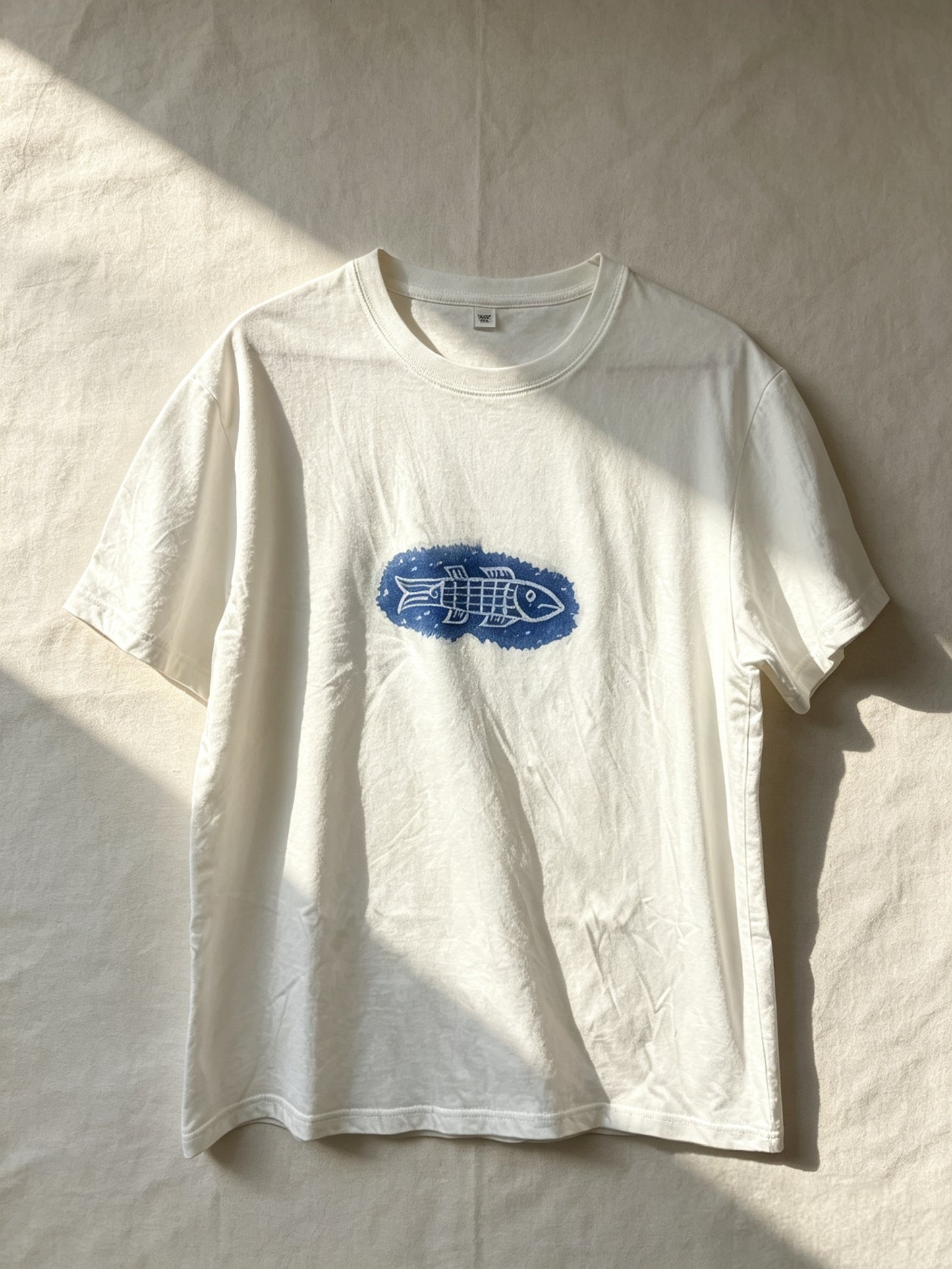 Handmade Han Dynasty Fish Batik T-Shirt | Natural Indigo Cotton Graphic Tee | Oriental Traditional Shirt | Hand-Dyed Unisex Art Tee | Cultural Gift