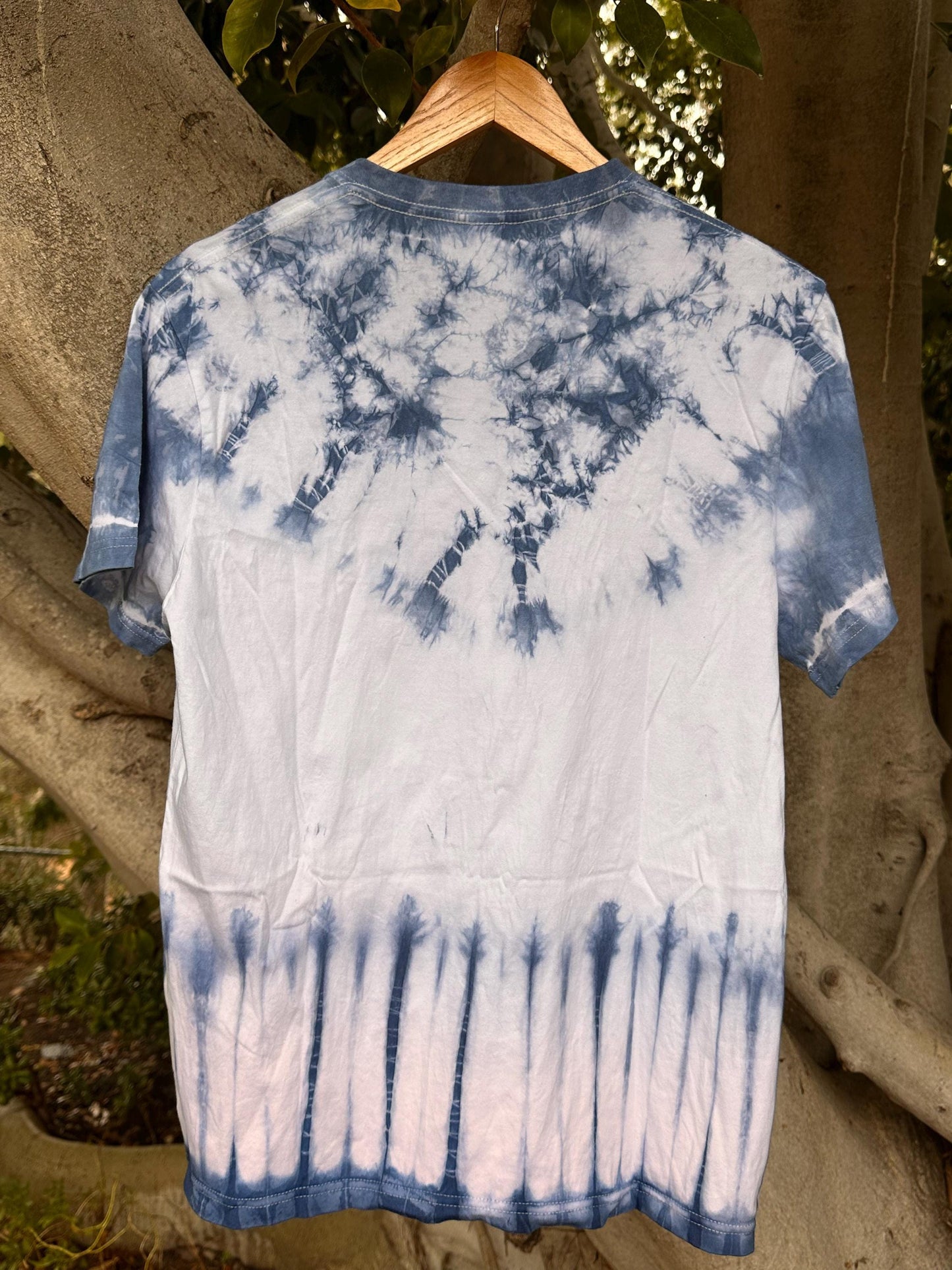 Handmade Indigo Tie-Dye T-Shirt | Natural Indigo Cotton Tee | Unisex Shibori Shirt | Artisan Everyday Wear | Gift for Her & Him